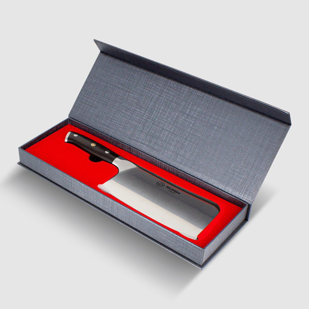 Hacha de cocina ideal para cortar huesos y carne. Medida: 6.5 pulgadas. Hoja: 1.4116 Acero alemán. Mango: Madera de ébano natural.